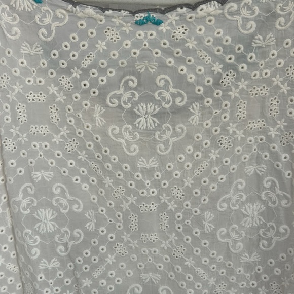 Sheer! Johnny Was Elegant White Embroidered Women's Top - Picture 6 of 7